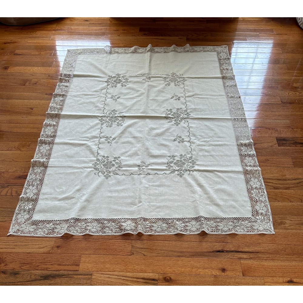 Vintage Linen Tablecloth Cross Stitch Floral Embroidery Lace Border Cream